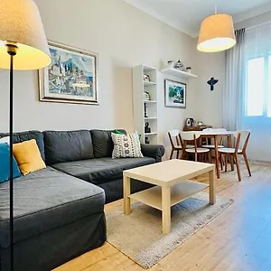 Apartament Marta, Preko