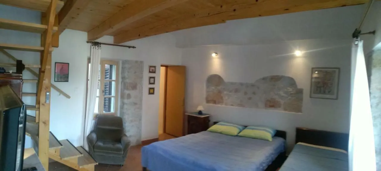 Apartment Apartman Mate Preko